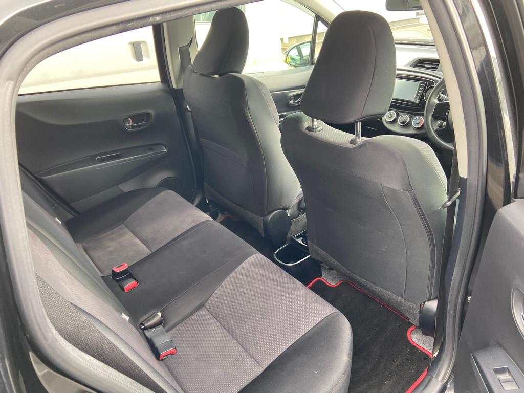 2011 Toyota Vitz RS